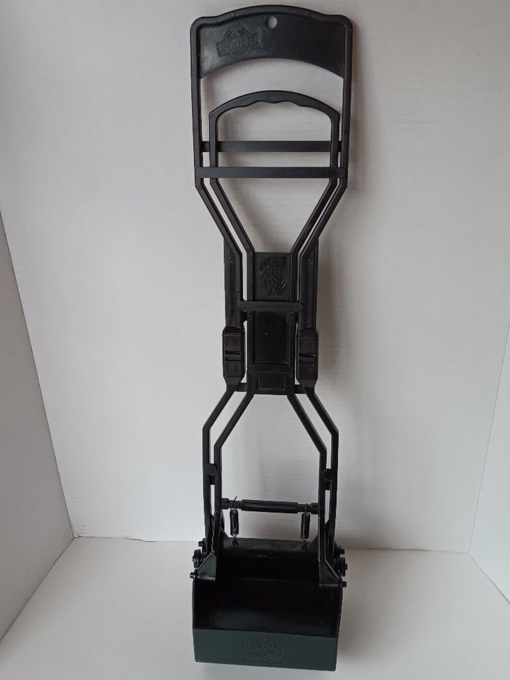 "Spotty" Pet Pooer Scooper =   24 inch length -- 5.5 in Scoop Width